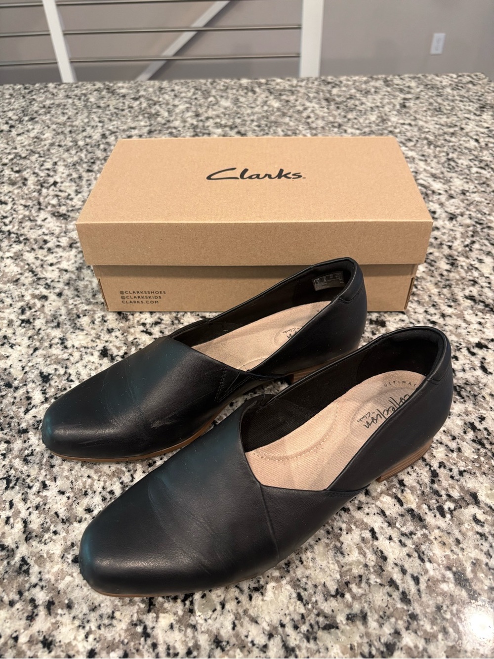 Clarks Juliet Palm Slip On Heel Flats Black Sz 8M